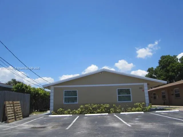 Pompano Beach, Florida 33060, ,Residential Income,For Sale,A11788236