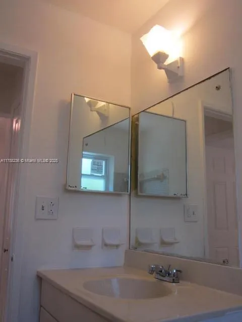 Pompano Beach, Florida 33060, ,Residential Income,For Sale,A11788236