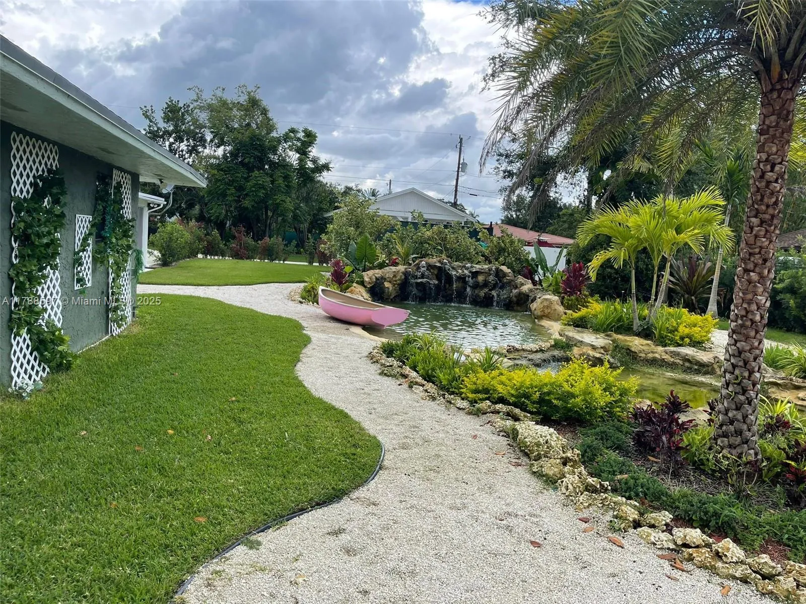 Miami, Florida 33187, 6 Bedrooms Bedrooms, ,4 BathroomsBathrooms,Residential,For Sale,A11788597