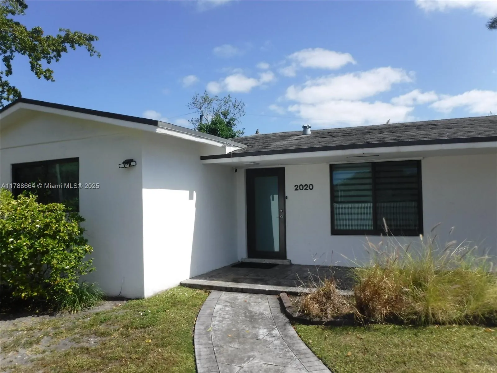 2020 Ne 203rd St, Miami, Florida 33179, Miami, Florida 33179, 3 Bedrooms Bedrooms, ,2 BathroomsBathrooms,Residential,For Sale,2020 Ne 203rd St, Miami, Florida 33179,A11788664