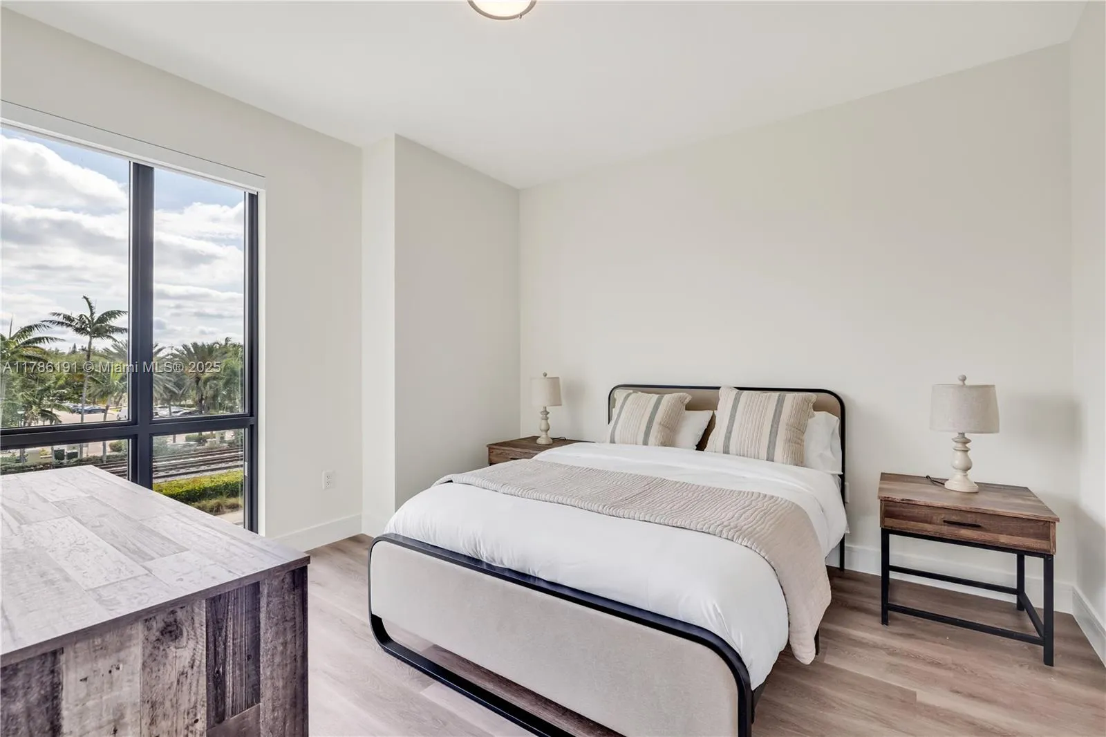 3701 N Dixie Hwy 204, Oakland Park, Florida 33334, Oakland Park, Florida 33334, 2 Bedrooms Bedrooms, ,2 BathroomsBathrooms,Residential Lease,For Rent,3701 N Dixie Hwy 204, Oakland Park, Florida 33334,A11786191