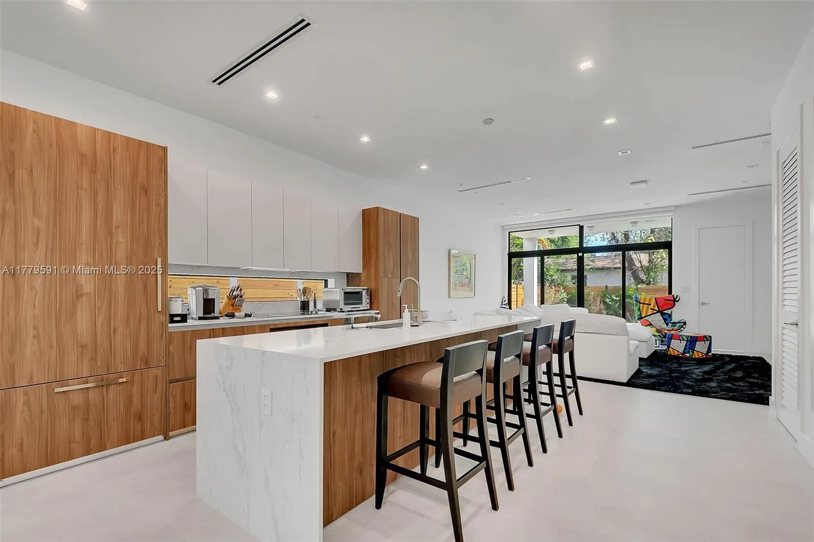 at 3045 Elizabeth St, Miami, FL 33133 Unit For Sale 4 Bedrooms 5 Bathrooms MLS# A11779591 Price $2,300,000
