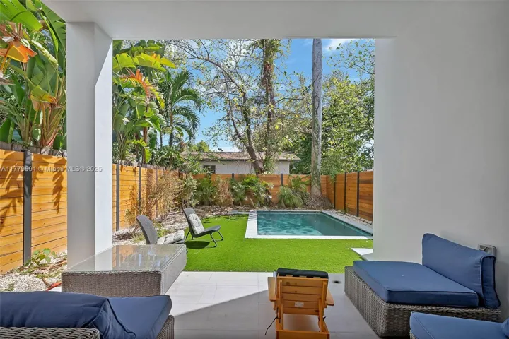 at 3045 Elizabeth St, Miami, FL 33133 Unit For Sale 4 Bedrooms 5 Bathrooms MLS# A11779591 Price $2,300,000