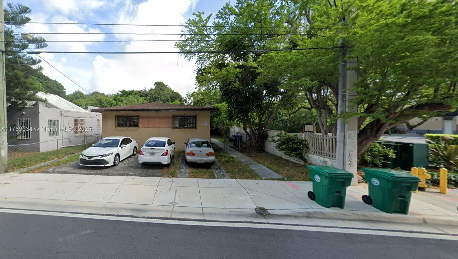2735 Sw 27th Ter, Miami, Florida 33133, Miami, Florida 33133, ,Residential Income,For Sale,2735 Sw 27th Ter, Miami, Florida 33133,A11789034