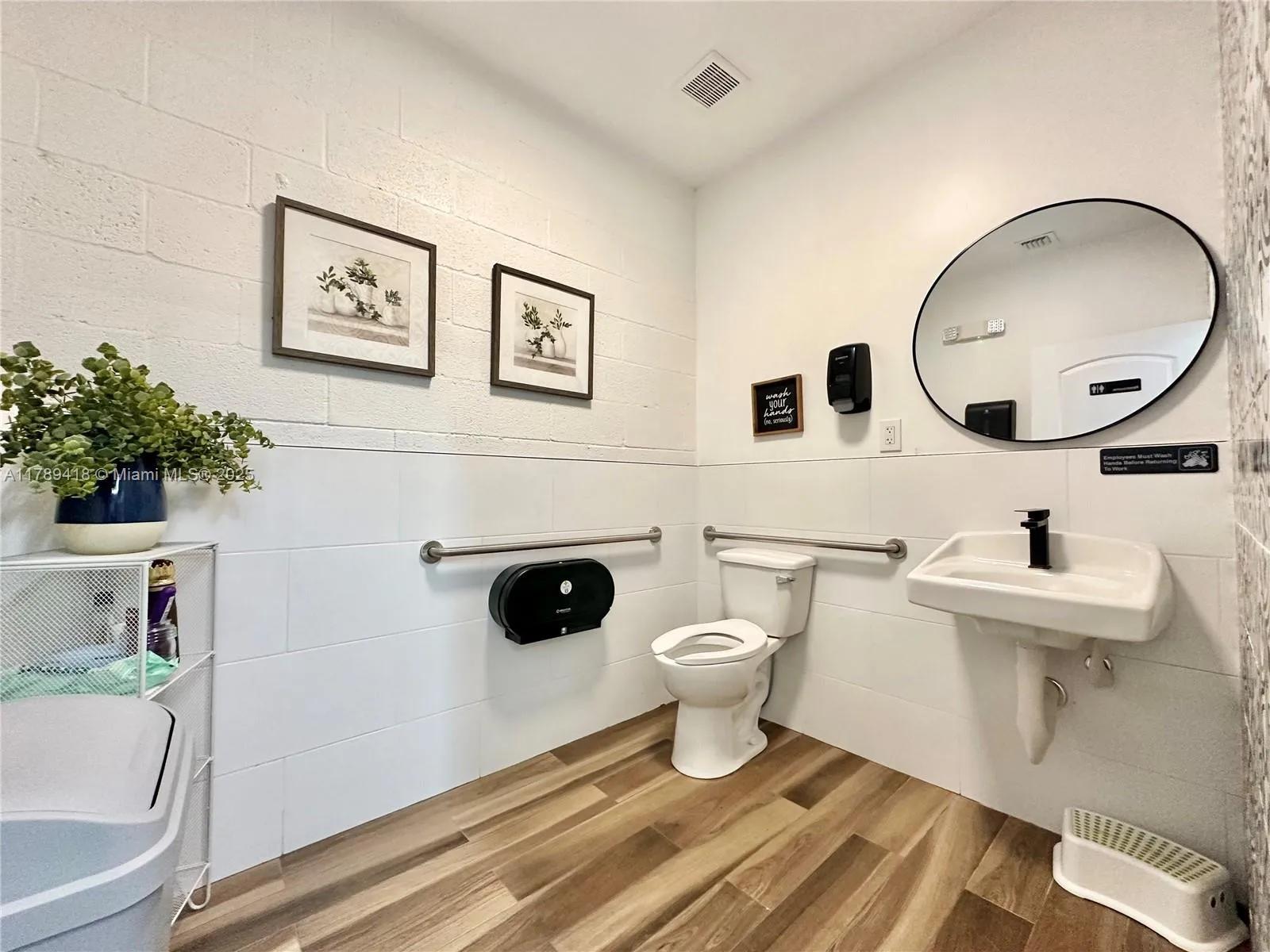 2100 Nw 107th Ave, Sweetwater, Florida 33172, Sweetwater, Florida 33172, ,Business Opportunity,For Sale,2100 Nw 107th Ave, Sweetwater, Florida 33172,A11789418