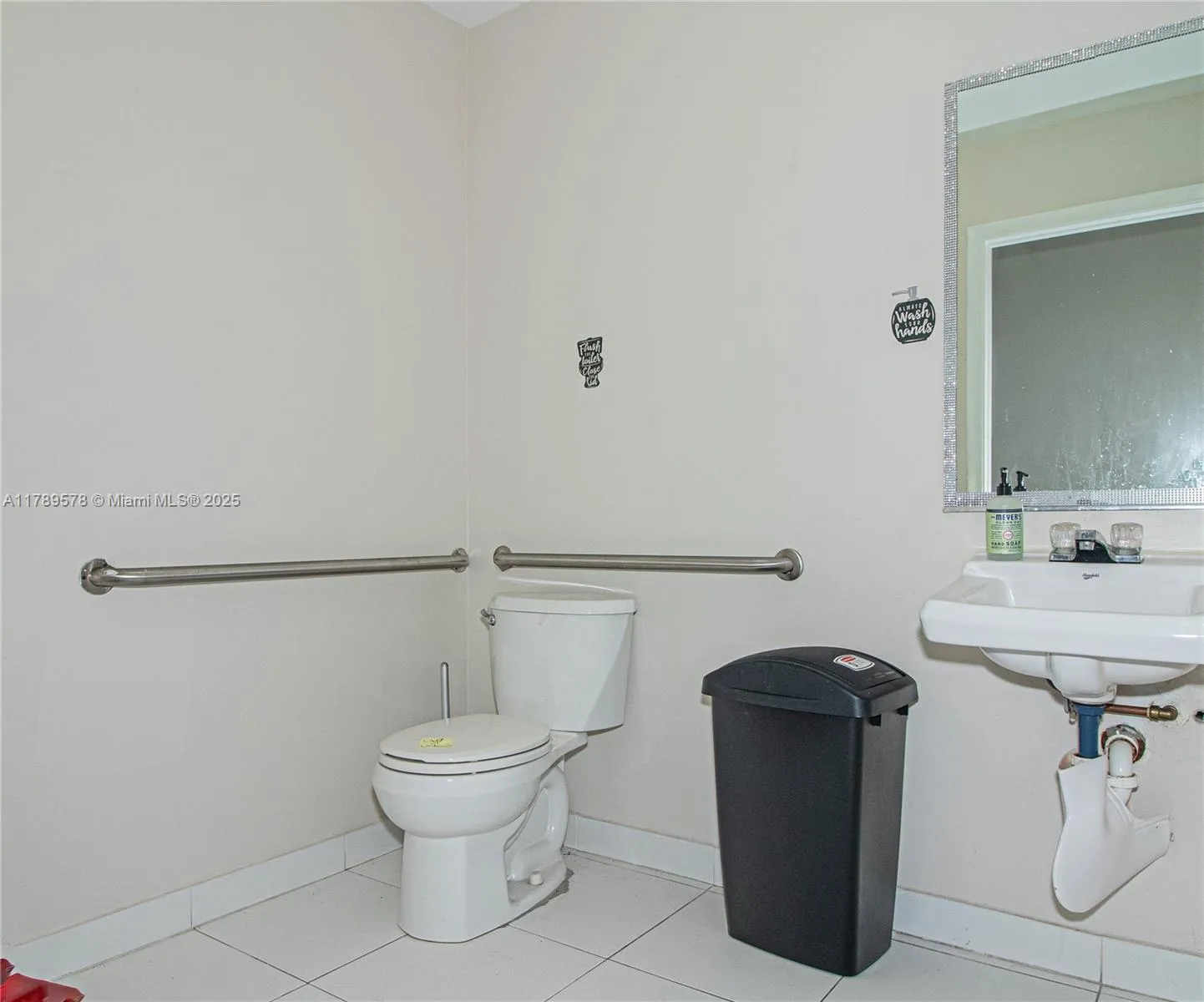 5580 W 16th Ave, Hialeah, Florida 33012, Hialeah, Florida 33012, ,Commercial Lease,For Rent,5580 W 16th Ave, Hialeah, Florida 33012,A11789578