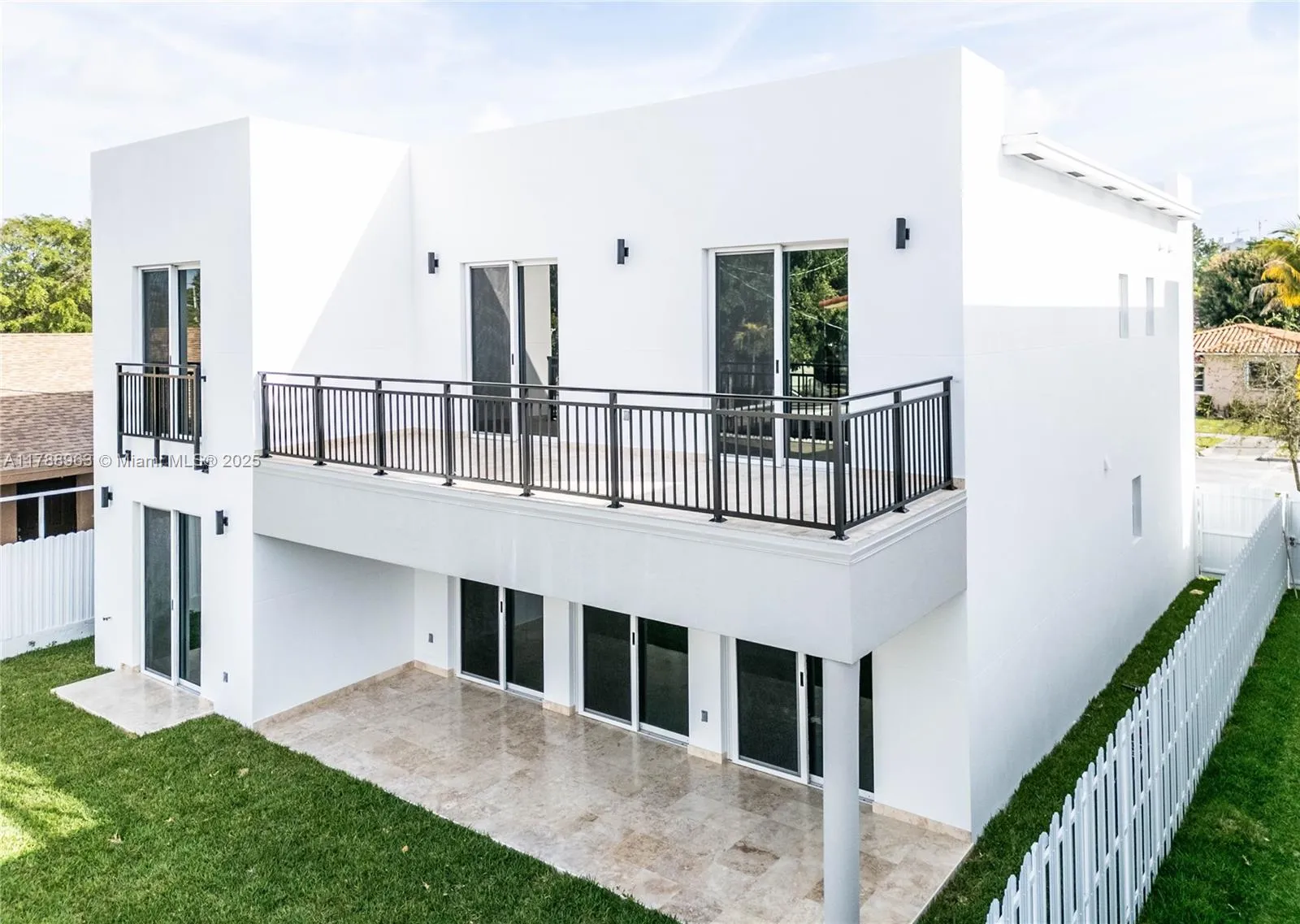 910 Sw 24th Rd, Miami, Florida 33129, Miami, Florida 33129, 4 Bedrooms Bedrooms, ,4 BathroomsBathrooms,Residential,For Sale,910 Sw 24th Rd, Miami, Florida 33129,A11788963