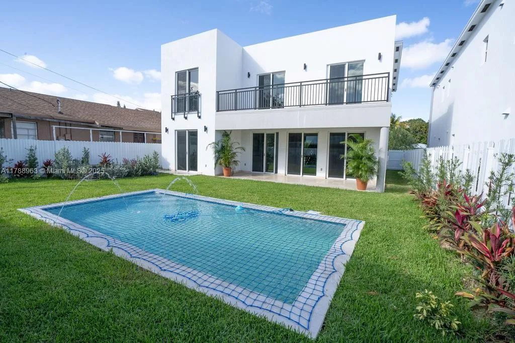 910 Sw 24th Rd, Miami, Florida 33129, Miami, Florida 33129, 4 Bedrooms Bedrooms, ,4 BathroomsBathrooms,Residential,For Sale,910 Sw 24th Rd, Miami, Florida 33129,A11788963