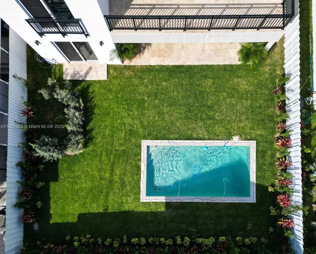 910 Sw 24th Rd, Miami, Florida 33129, Miami, Florida 33129, 4 Bedrooms Bedrooms, ,4 BathroomsBathrooms,Residential,For Sale,910 Sw 24th Rd, Miami, Florida 33129,A11788963