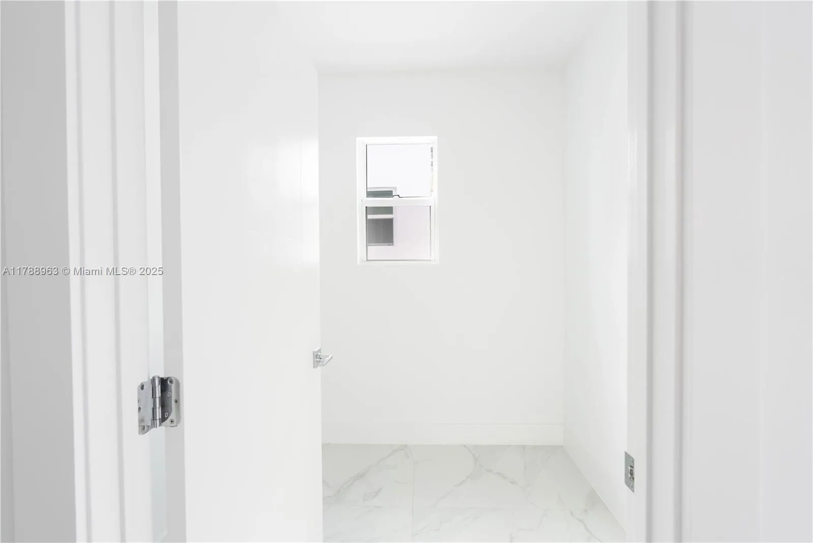 910 Sw 24th Rd, Miami, Florida 33129, Miami, Florida 33129, 4 Bedrooms Bedrooms, ,4 BathroomsBathrooms,Residential,For Sale,910 Sw 24th Rd, Miami, Florida 33129,A11788963