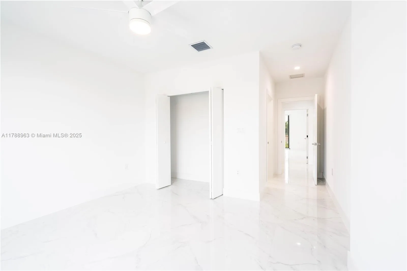910 Sw 24th Rd, Miami, Florida 33129, Miami, Florida 33129, 4 Bedrooms Bedrooms, ,4 BathroomsBathrooms,Residential,For Sale,910 Sw 24th Rd, Miami, Florida 33129,A11788963