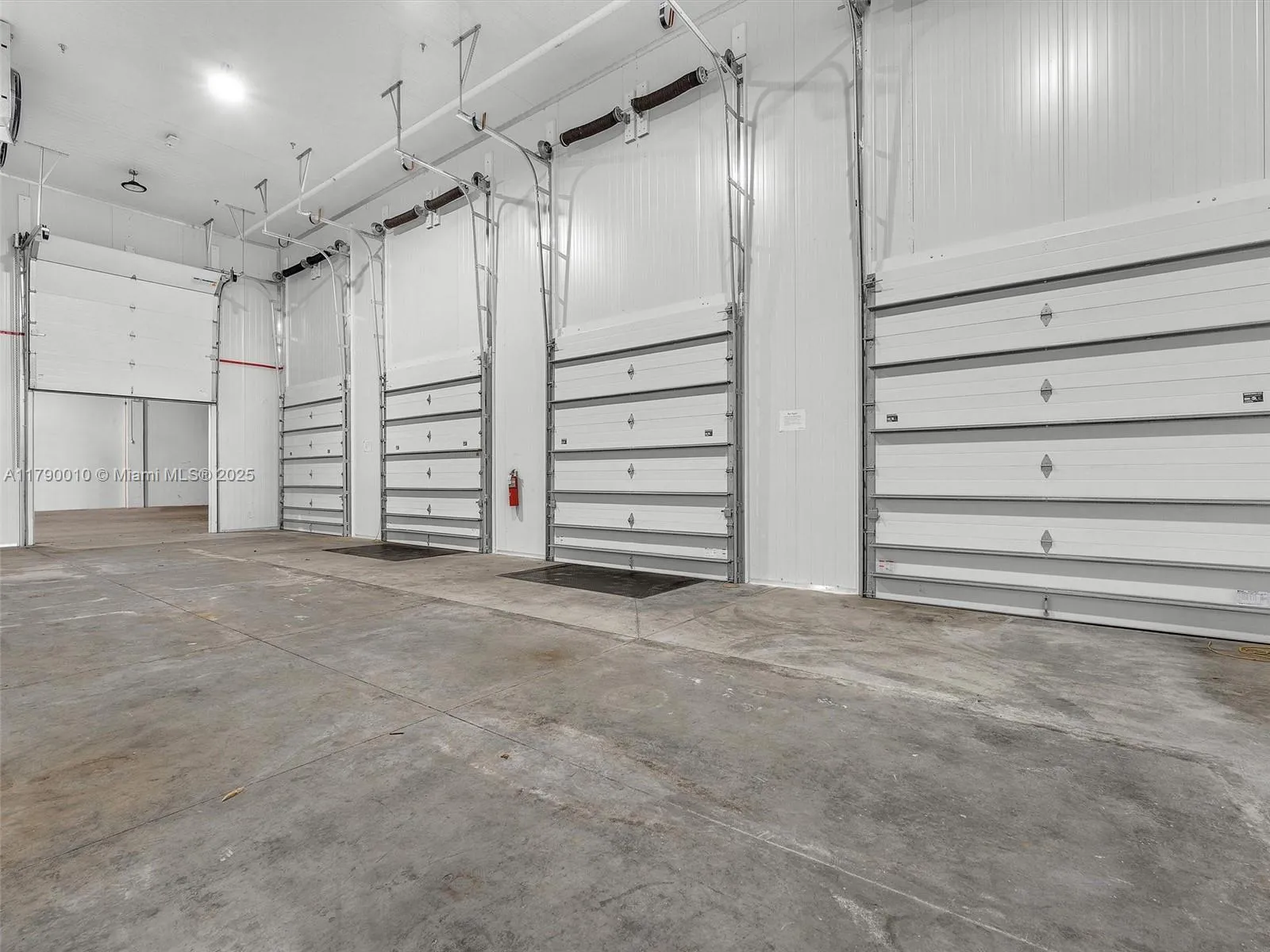 2701 Nw 107th Ave, Doral, Florida 33172, Doral, Florida 33172, ,Commercial Lease,For Rent,2701 Nw 107th Ave, Doral, Florida 33172,A11790010