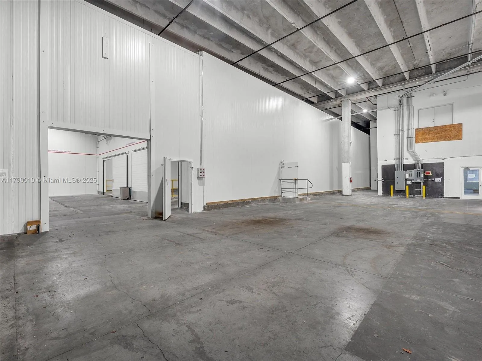 2701 Nw 107th Ave, Doral, Florida 33172, Doral, Florida 33172, ,Commercial Lease,For Rent,2701 Nw 107th Ave, Doral, Florida 33172,A11790010