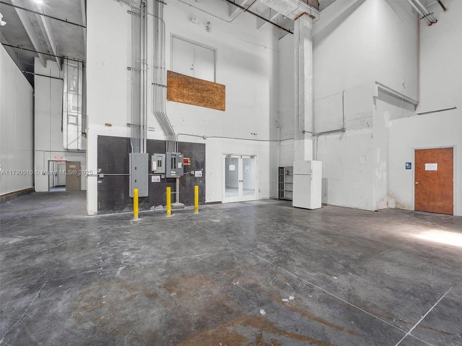 2701 Nw 107th Ave, Doral, Florida 33172, Doral, Florida 33172, ,Commercial Lease,For Rent,2701 Nw 107th Ave, Doral, Florida 33172,A11790010