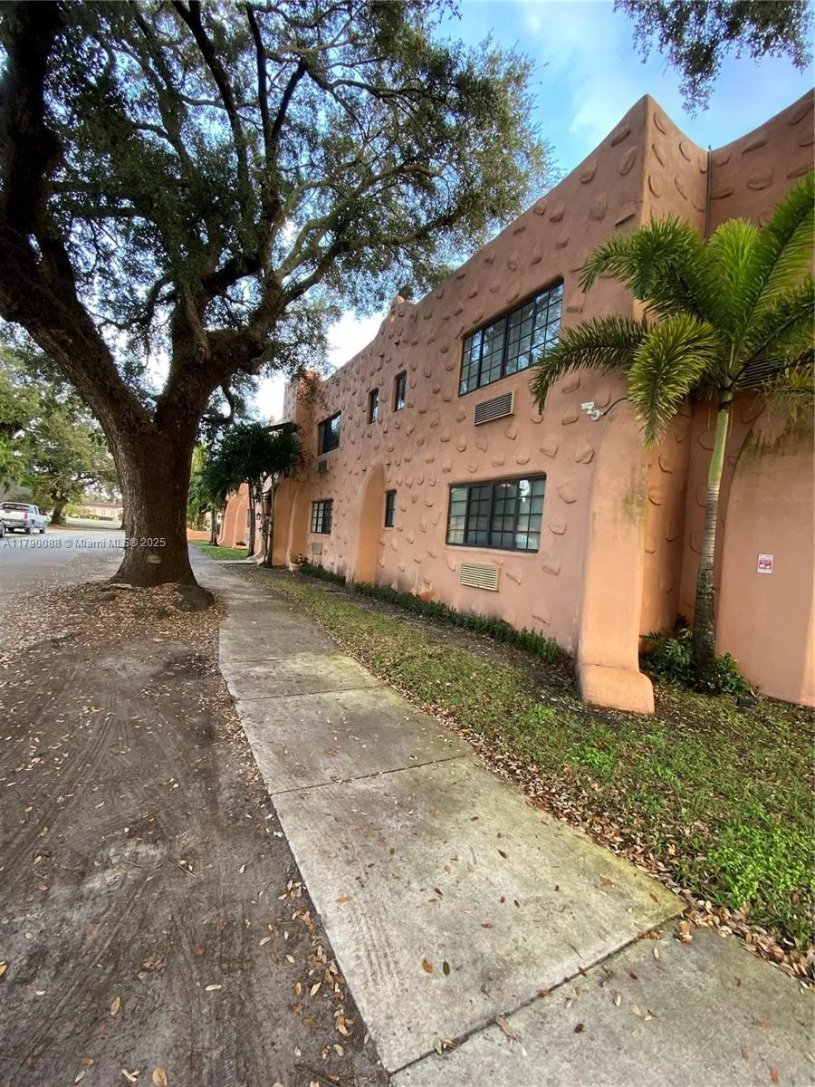 200 Azure Way, Miami Springs, Florida 33166, Miami Springs, Florida 33166, ,Commercial Sale,For Sale,200 Azure Way, Miami Springs, Florida 33166,A11790088