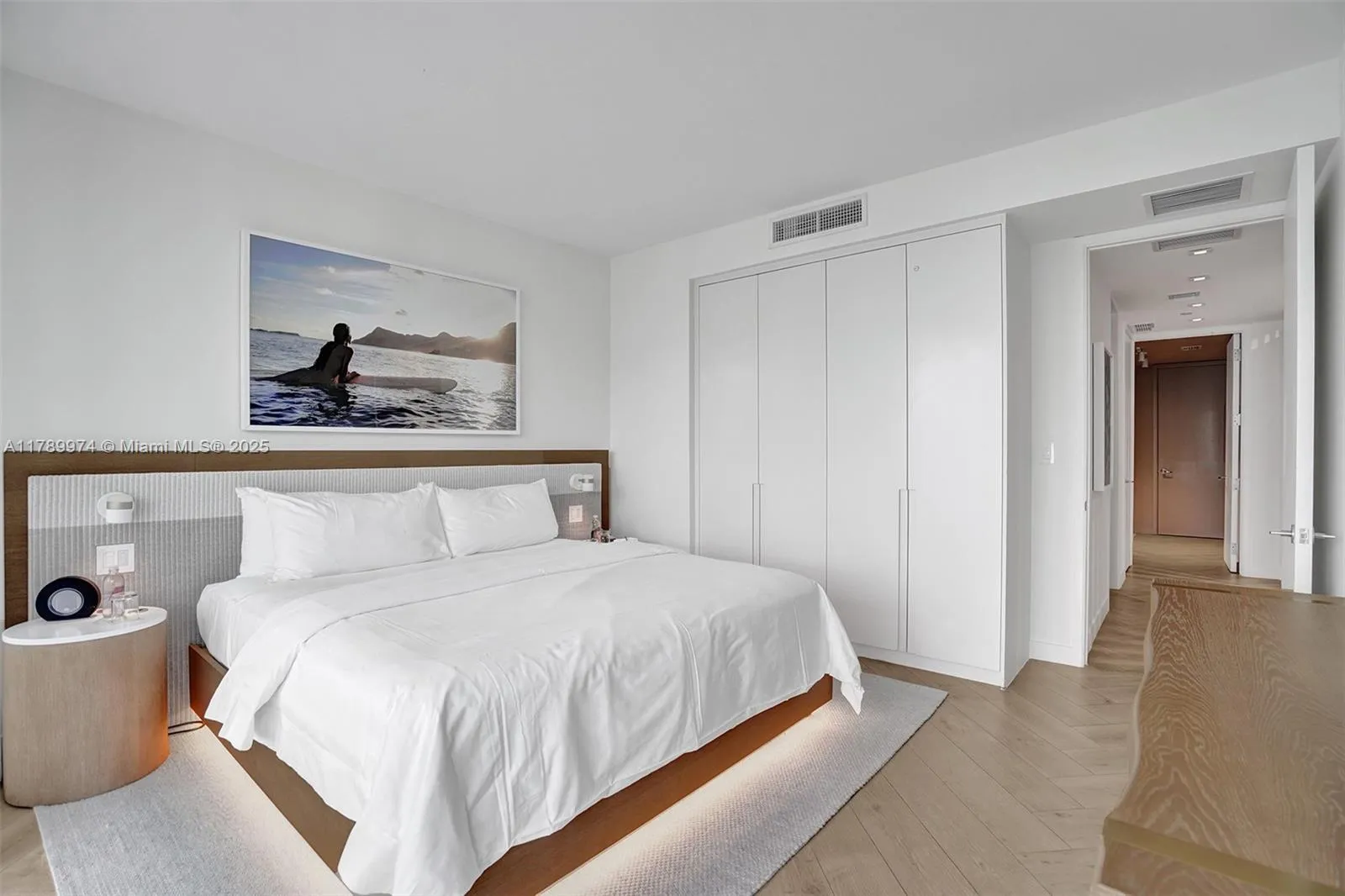 2201 Collins Ave 1215, Miami Beach, Florida 33139, Miami Beach, Florida 33139, 2 Bedrooms Bedrooms, ,1 BathroomBathrooms,Residential,For Sale,2201 Collins Ave 1215, Miami Beach, Florida 33139,A11789974