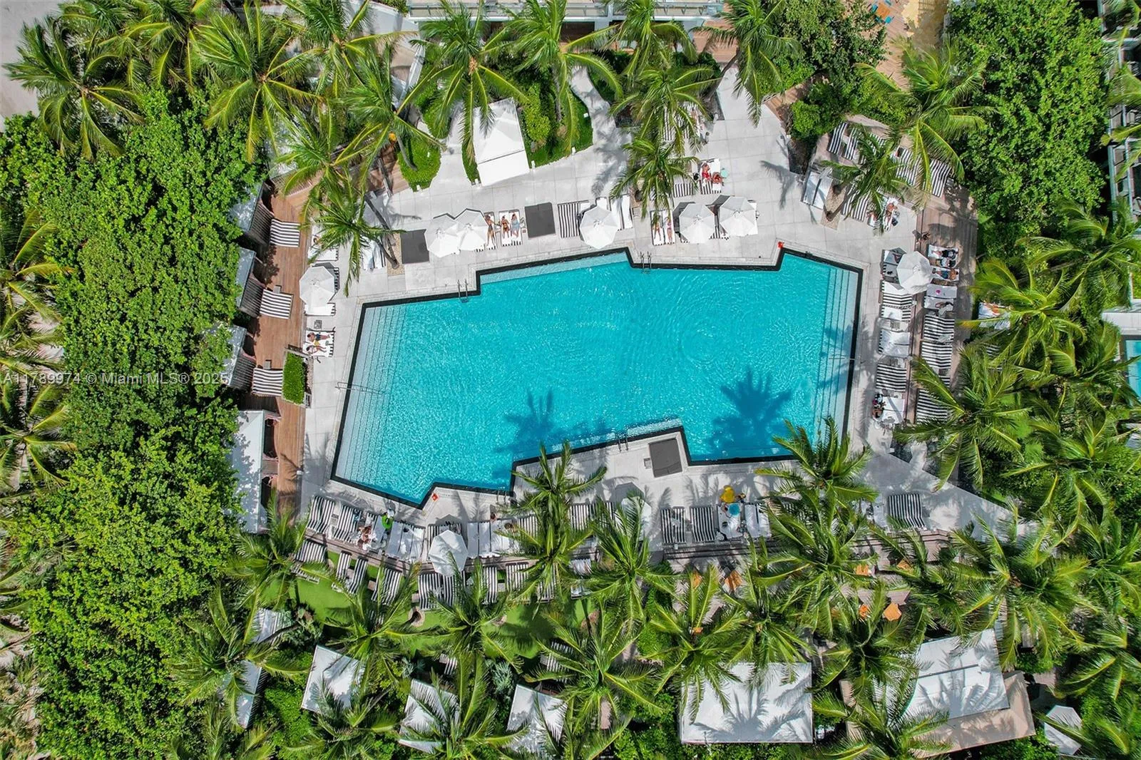 2201 Collins Ave 1215, Miami Beach, Florida 33139, Miami Beach, Florida 33139, 2 Bedrooms Bedrooms, ,1 BathroomBathrooms,Residential,For Sale,2201 Collins Ave 1215, Miami Beach, Florida 33139,A11789974