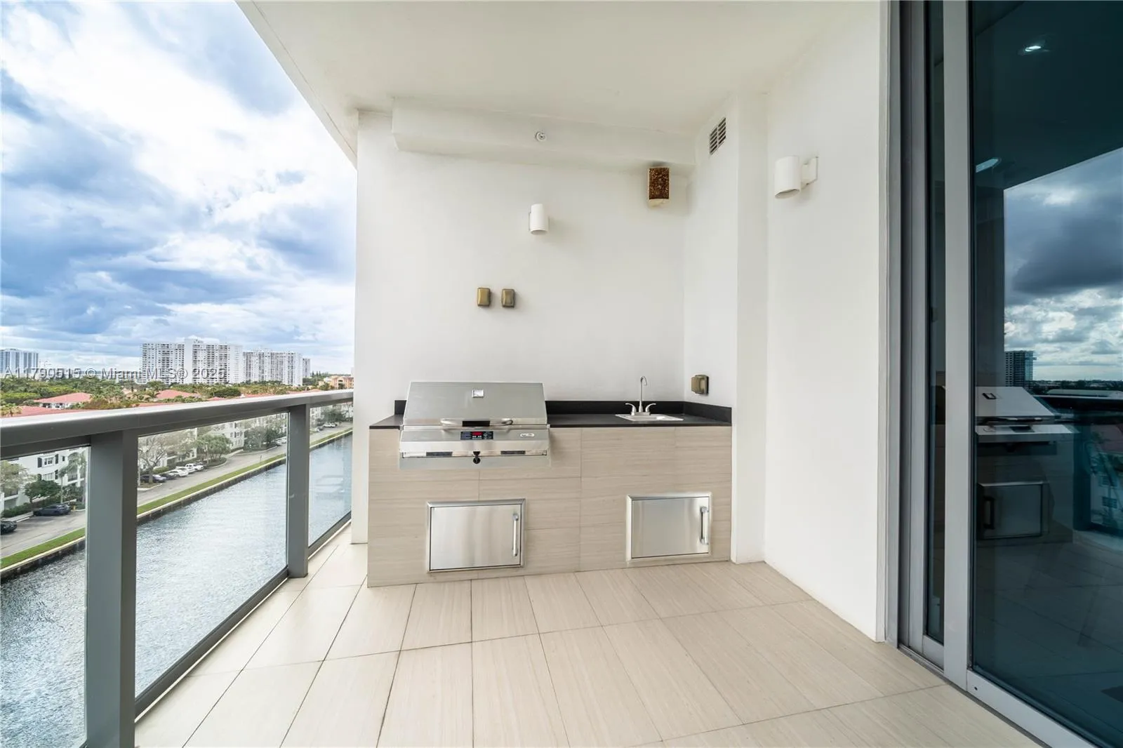 3300 Ne 188th St 710, Aventura, Florida 33180, Aventura, Florida 33180, 3 Bedrooms Bedrooms, ,5 BathroomsBathrooms,Residential,For Sale,3300 Ne 188th St 710, Aventura, Florida 33180,A11790515