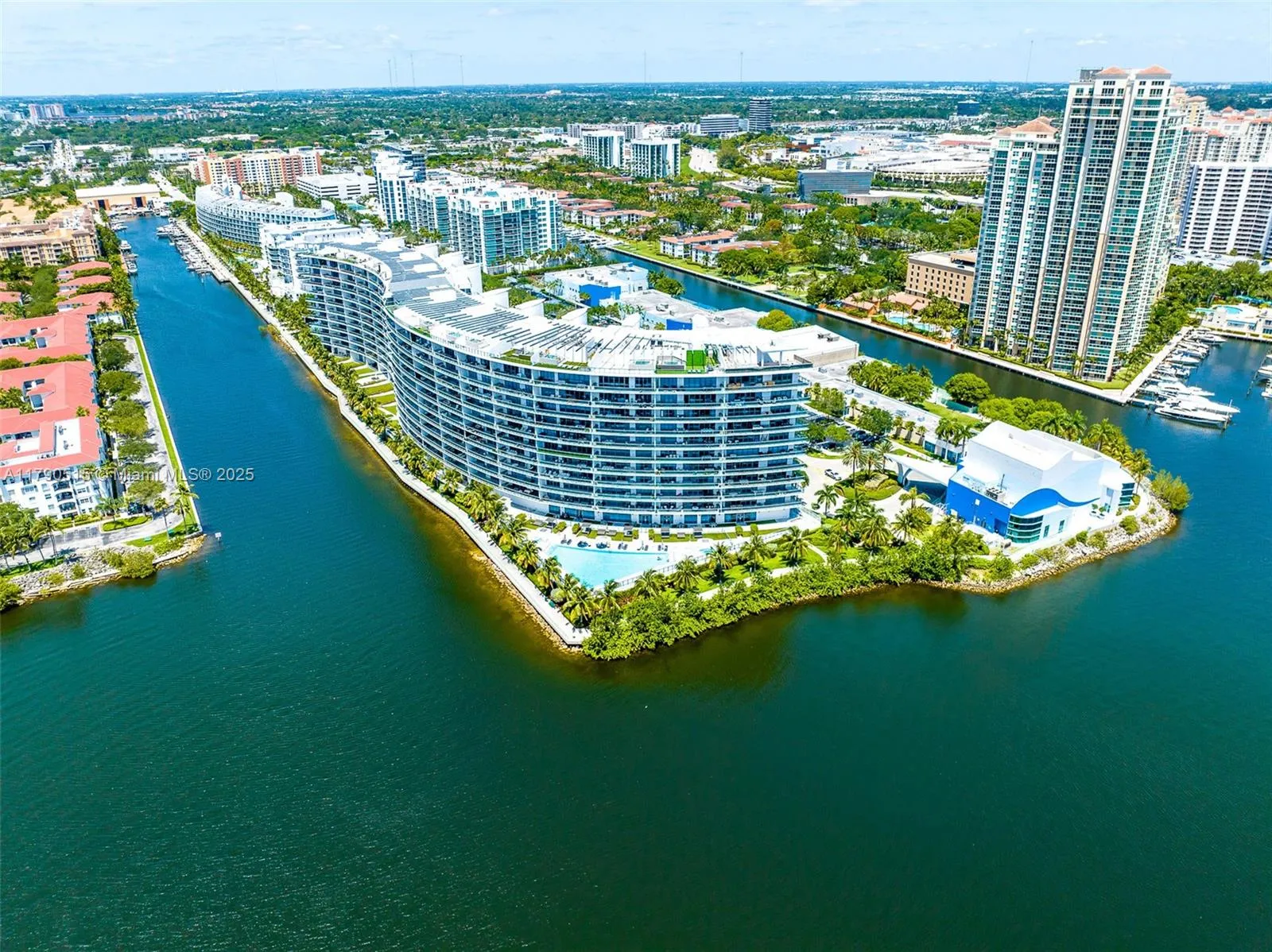 3300 Ne 188th St 710, Aventura, Florida 33180, Aventura, Florida 33180, 3 Bedrooms Bedrooms, ,5 BathroomsBathrooms,Residential,For Sale,3300 Ne 188th St 710, Aventura, Florida 33180,A11790515