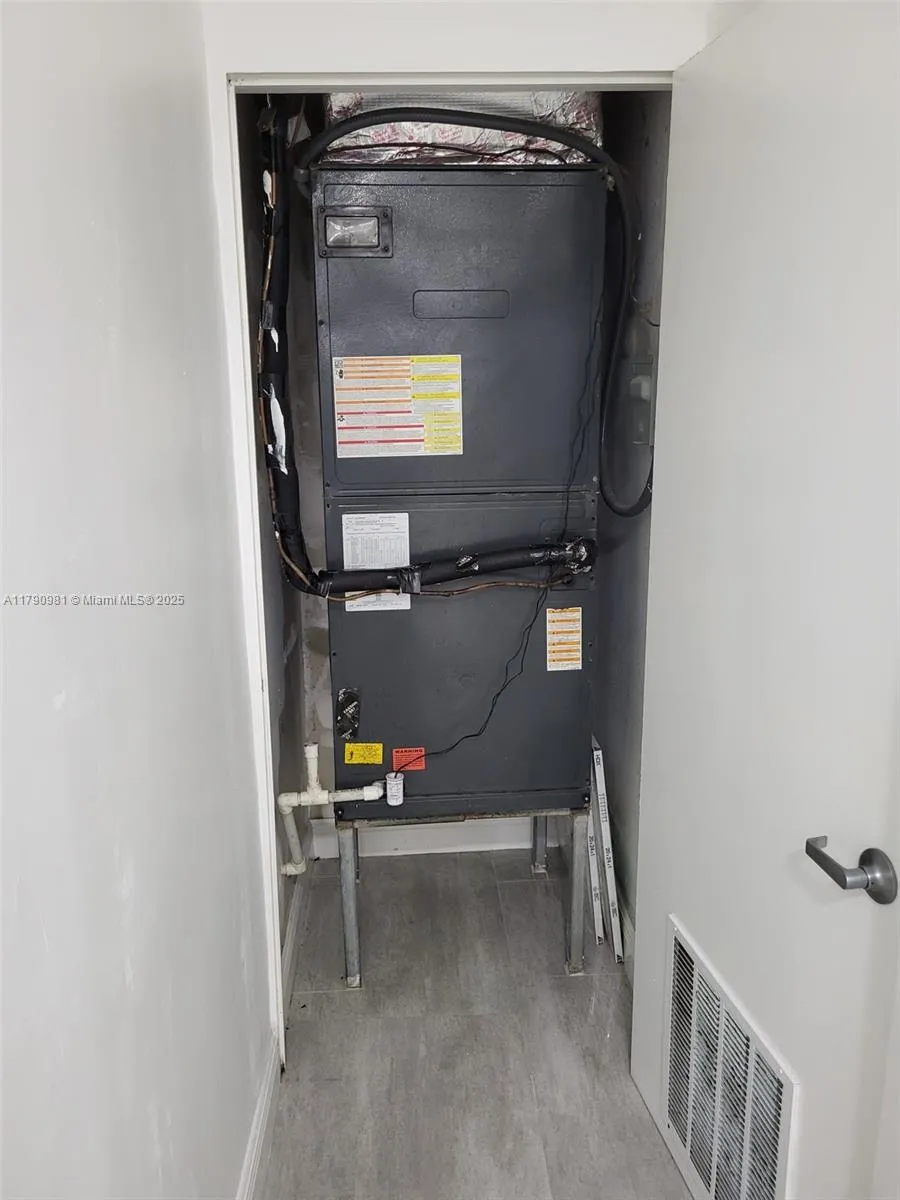 VIEW OF THE CENTRAL A/C