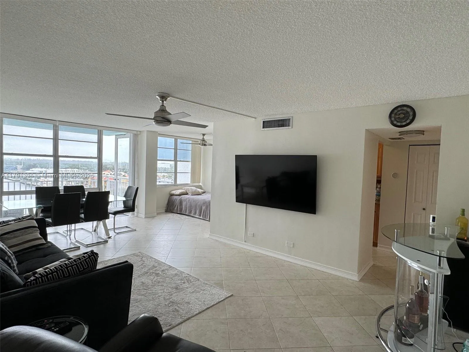 301 174th St 1105, Sunny Isles Beach, Florida 3316, Sunny Isles Beach, Florida 33160, 1 Bedroom Bedrooms, ,1 BathroomBathrooms,Residential,For Sale,301 174th St 1105, Sunny Isles Beach, Florida 3316,A11791394