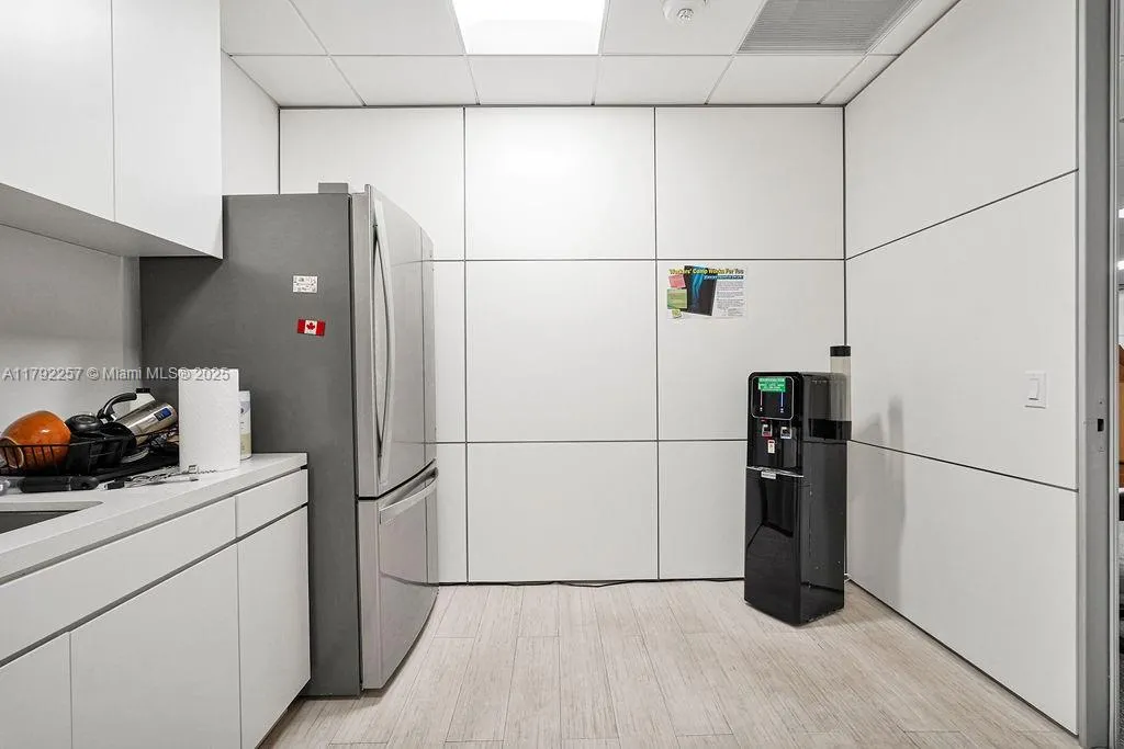 1 Se 3rd Ave, Miami, Florida 33131, Miami, Florida 33131, ,Commercial Lease,For Rent,1 Se 3rd Ave, Miami, Florida 33131,A11792257