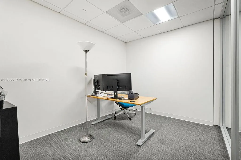 1 Se 3rd Ave, Miami, Florida 33131, Miami, Florida 33131, ,Commercial Lease,For Rent,1 Se 3rd Ave, Miami, Florida 33131,A11792257