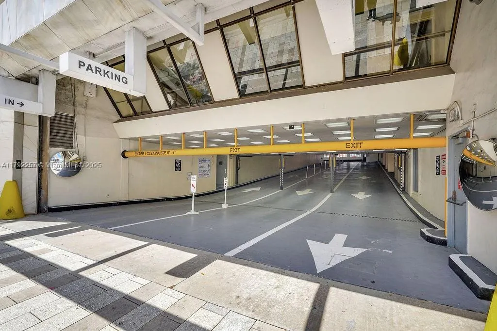 1 Se 3rd Ave, Miami, Florida 33131, Miami, Florida 33131, ,Commercial Lease,For Rent,1 Se 3rd Ave, Miami, Florida 33131,A11792257