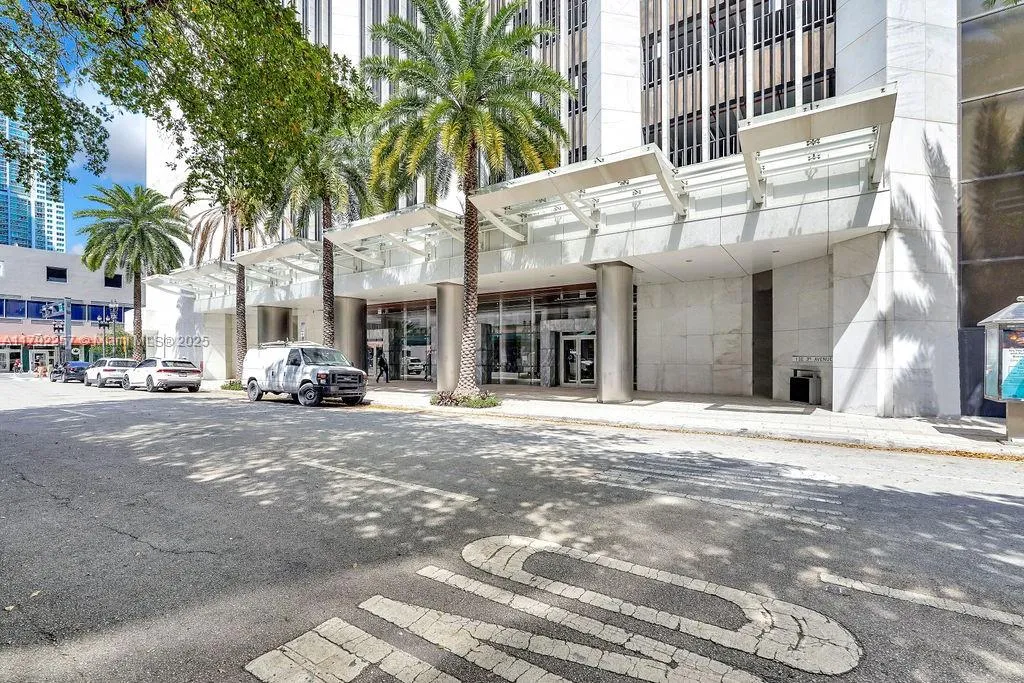 1 Se 3rd Ave, Miami, Florida 33131, Miami, Florida 33131, ,Commercial Lease,For Rent,1 Se 3rd Ave, Miami, Florida 33131,A11792257