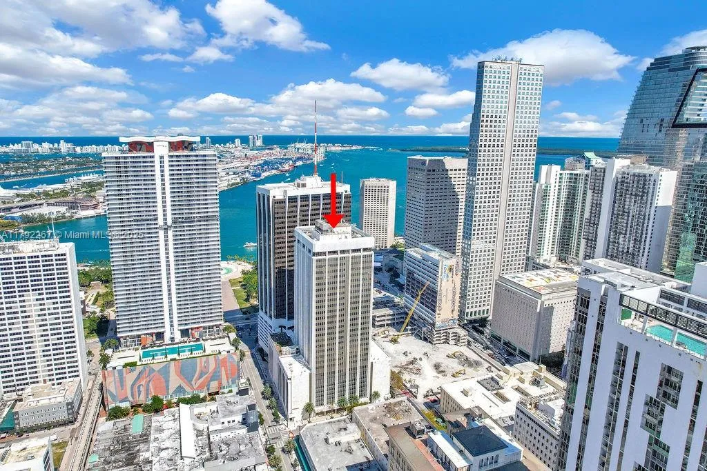 1 Se 3rd Ave, Miami, Florida 33131, Miami, Florida 33131, ,Commercial Lease,For Rent,1 Se 3rd Ave, Miami, Florida 33131,A11792267