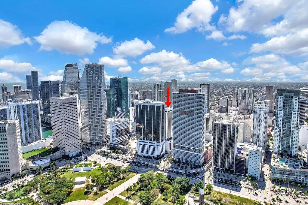 1 Se 3rd Ave, Miami, Florida 33131, Miami, Florida 33131, ,Commercial Lease,For Rent,1 Se 3rd Ave, Miami, Florida 33131,A11792267
