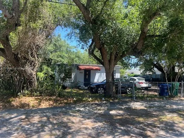 1864 Nw 88th Ter, Miami, Florida 33147, Miami, Florida 33147, ,Residential Income,For Sale,1864 Nw 88th Ter, Miami, Florida 33147,A11787663