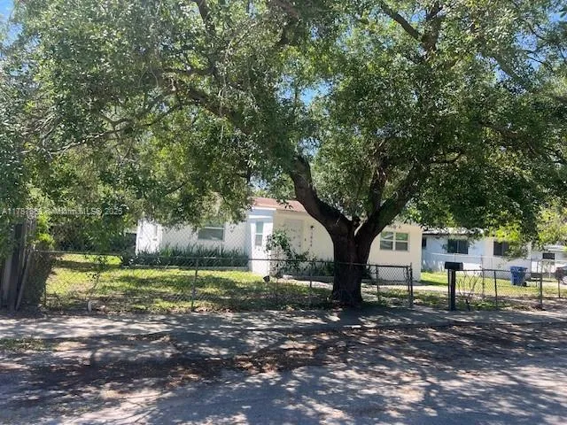 1864 Nw 88th Ter, Miami, Florida 33147, Miami, Florida 33147, ,Residential Income,For Sale,1864 Nw 88th Ter, Miami, Florida 33147,A11787663