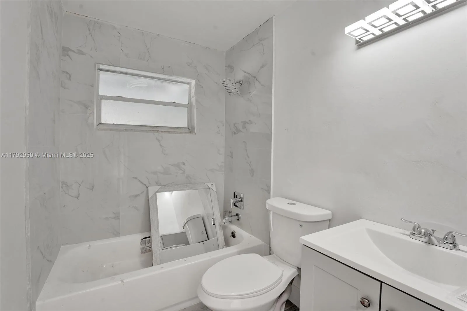 5657 Grant St, Hollywood, Florida 33021, Hollywood, Florida 33021, ,Residential Income,For Sale,5657 Grant St, Hollywood, Florida 33021,A11792950