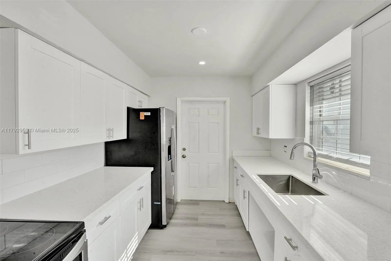 5657 Grant St, Hollywood, Florida 33021, Hollywood, Florida 33021, ,Residential Income,For Sale,5657 Grant St, Hollywood, Florida 33021,A11792950