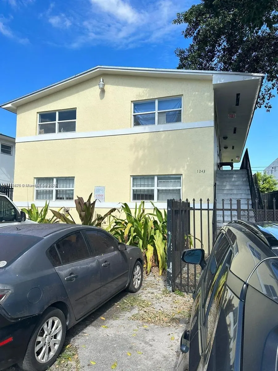 1243 Nw 61st St, Miami, Florida 33142, Miami, Florida 33142, ,Residential Income,For Sale,1243 Nw 61st St, Miami, Florida 33142,A11793475
