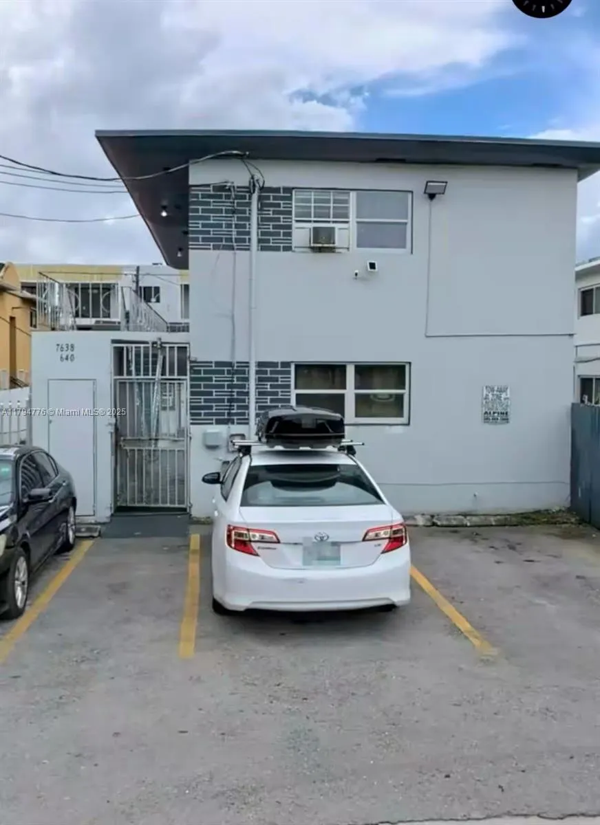 7638 N Miami Avenue 7, Miami, Florida 33150, Miami, Florida 33150, 1 Bedroom Bedrooms, ,1 BathroomBathrooms,Residential Lease,For Rent,7638 N Miami Avenue 7, Miami, Florida 33150,A11794776