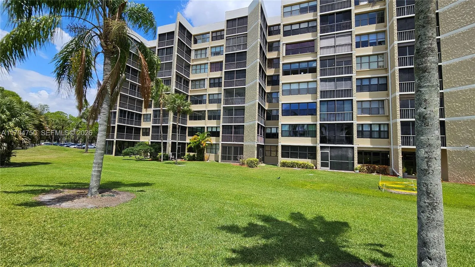 High-rise on the Golf Course
