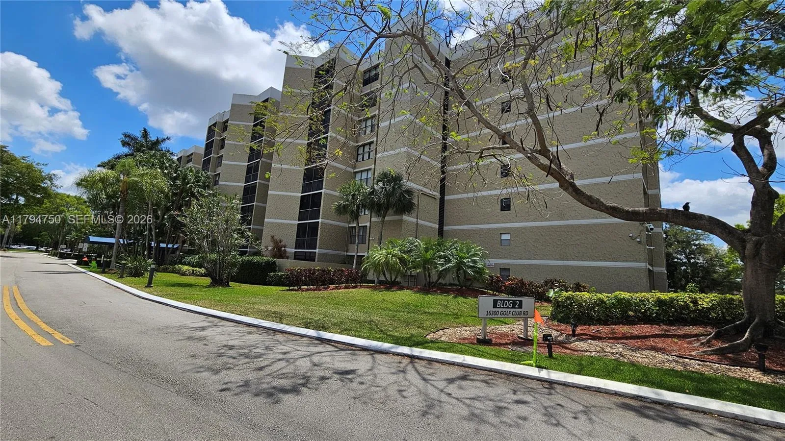 16300 Golf Club Rd 315, Weston, Florida 33326, Weston, Florida 33326, 2 Bedrooms Bedrooms, ,2 BathroomsBathrooms,Residential,For Sale,16300 Golf Club Rd 315, Weston, Florida 33326,A11794750
