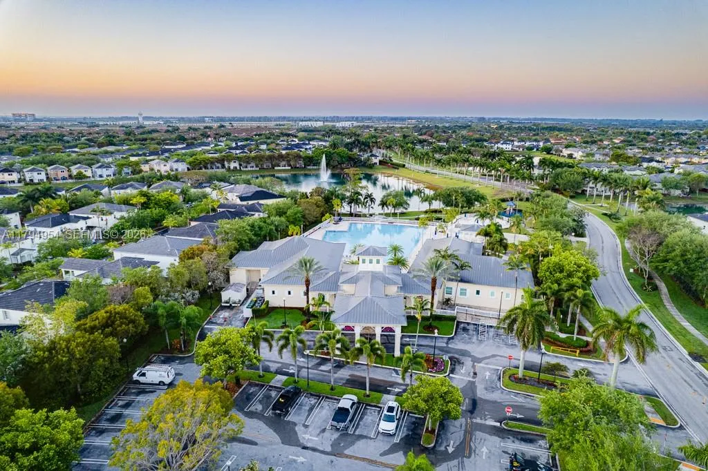 3064 Se 1st Dr 3, Homestead, Florida 33033, Homestead, Florida 33033, 3 Bedrooms Bedrooms, ,2 BathroomsBathrooms,Residential,For Sale,3064 Se 1st Dr 3, Homestead, Florida 33033,A11794954