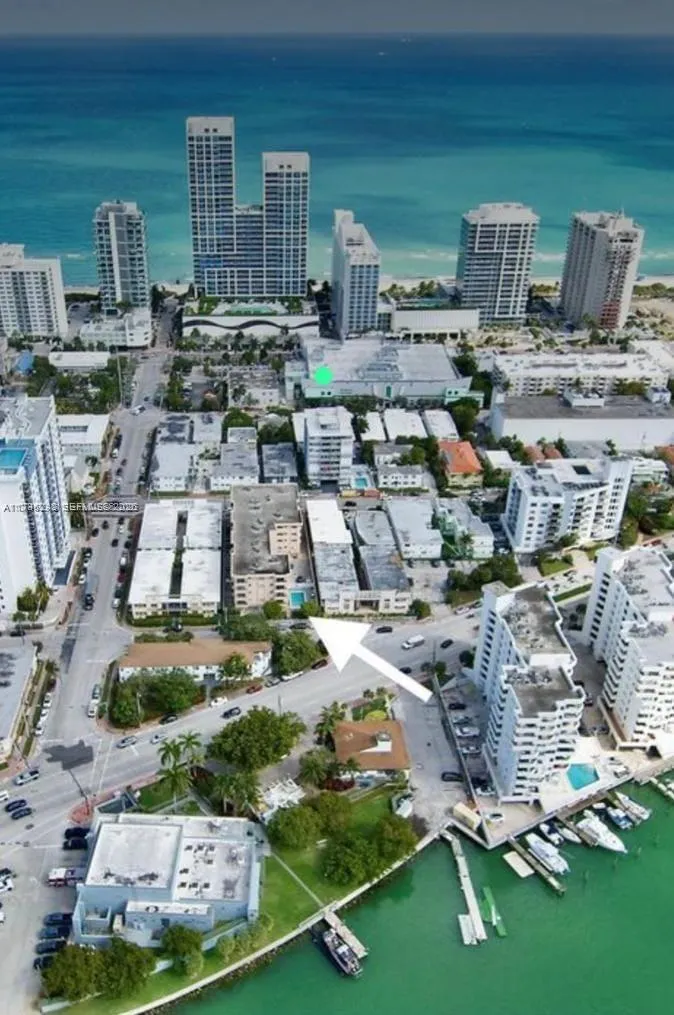 6880 Abbott Ave 212, Miami Beach, Florida 33141, Miami Beach, Florida 33141, 2 Bedrooms Bedrooms, ,2 BathroomsBathrooms,Residential,For Sale,6880 Abbott Ave 212, Miami Beach, Florida 33141,A11795242