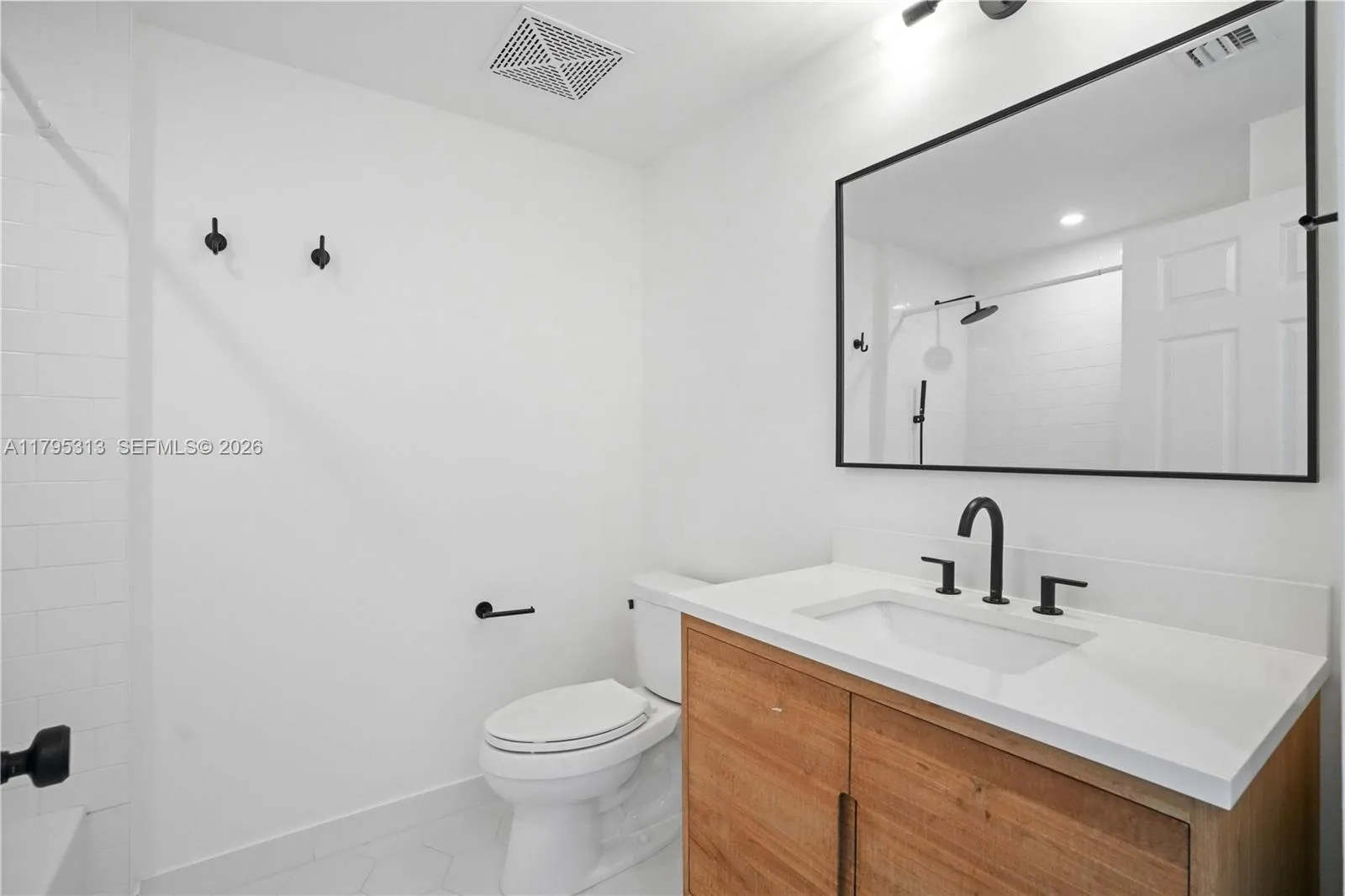 2101 Brickell Ave 3208, Miami, Florida 33129, Miami, Florida 33129, 3 Bedrooms Bedrooms, ,3 BathroomsBathrooms,Residential,For Sale,2101 Brickell Ave 3208, Miami, Florida 33129,A11795313