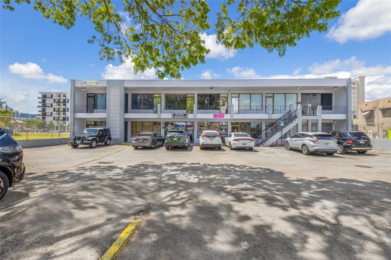 752 W Flagler St, Miami, Florida 33130, Miami, Florida 33130, ,Commercial Lease,For Rent,752 W Flagler St, Miami, Florida 33130,A11796000