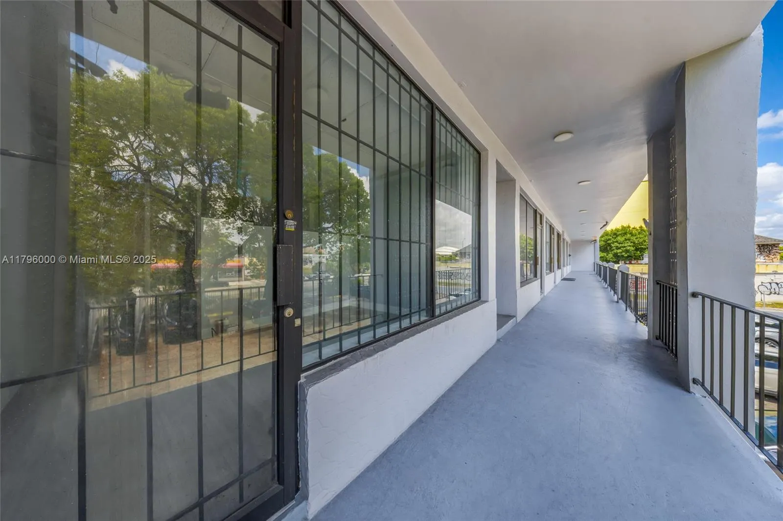 752 W Flagler St, Miami, Florida 33130, Miami, Florida 33130, ,Commercial Lease,For Rent,752 W Flagler St, Miami, Florida 33130,A11796000