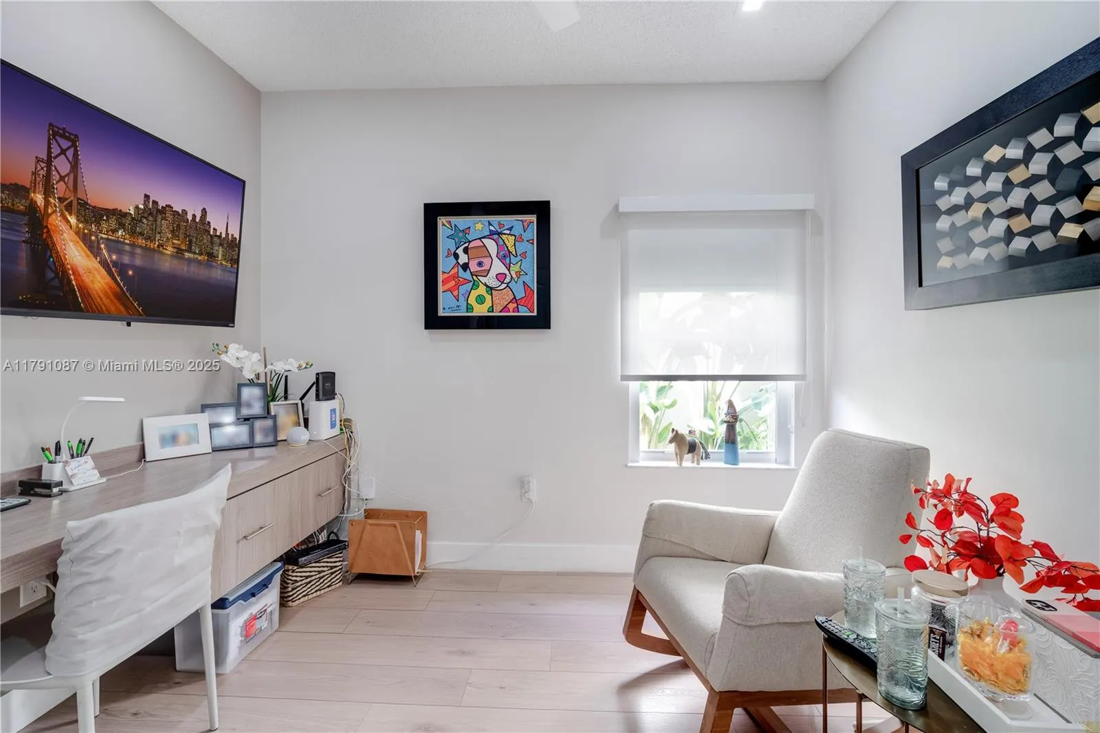 Another view of the sitting/TV room/bedroom * Lots of natural light *