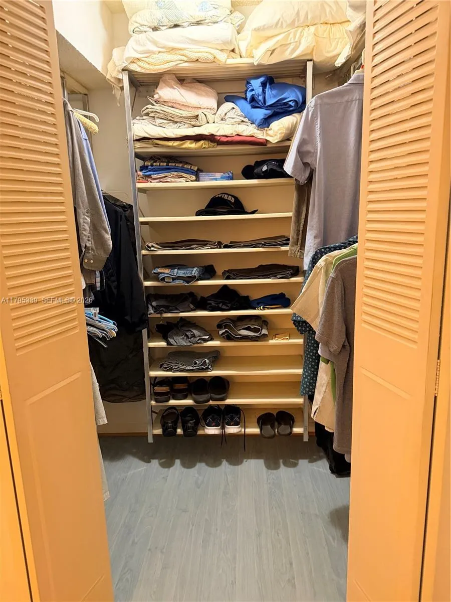Walk-in closet