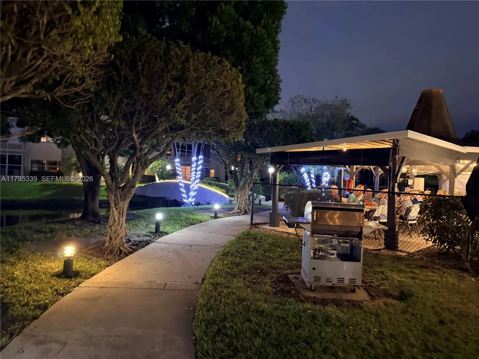 4700 Nw 35th St 408, Lauderdale Lakes, Florida 333, Lauderdale Lakes, Florida 33319, 1 Bedroom Bedrooms, ,1 BathroomBathrooms,Residential,For Sale,4700 Nw 35th St 408, Lauderdale Lakes, Florida 333,A11795339