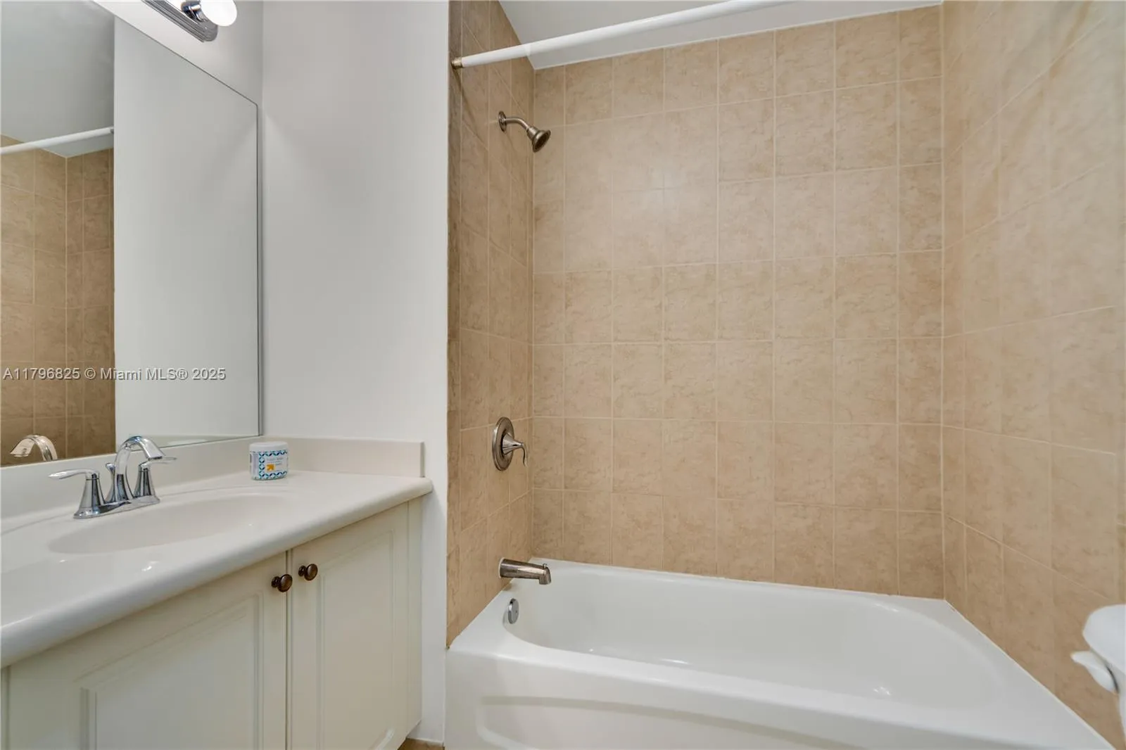8395 Sw 73rd Ave 425, Miami, Florida 33143, Miami, Florida 33143, 2 Bedrooms Bedrooms, ,2 BathroomsBathrooms,Residential,For Sale,8395 Sw 73rd Ave 425, Miami, Florida 33143,A11796825