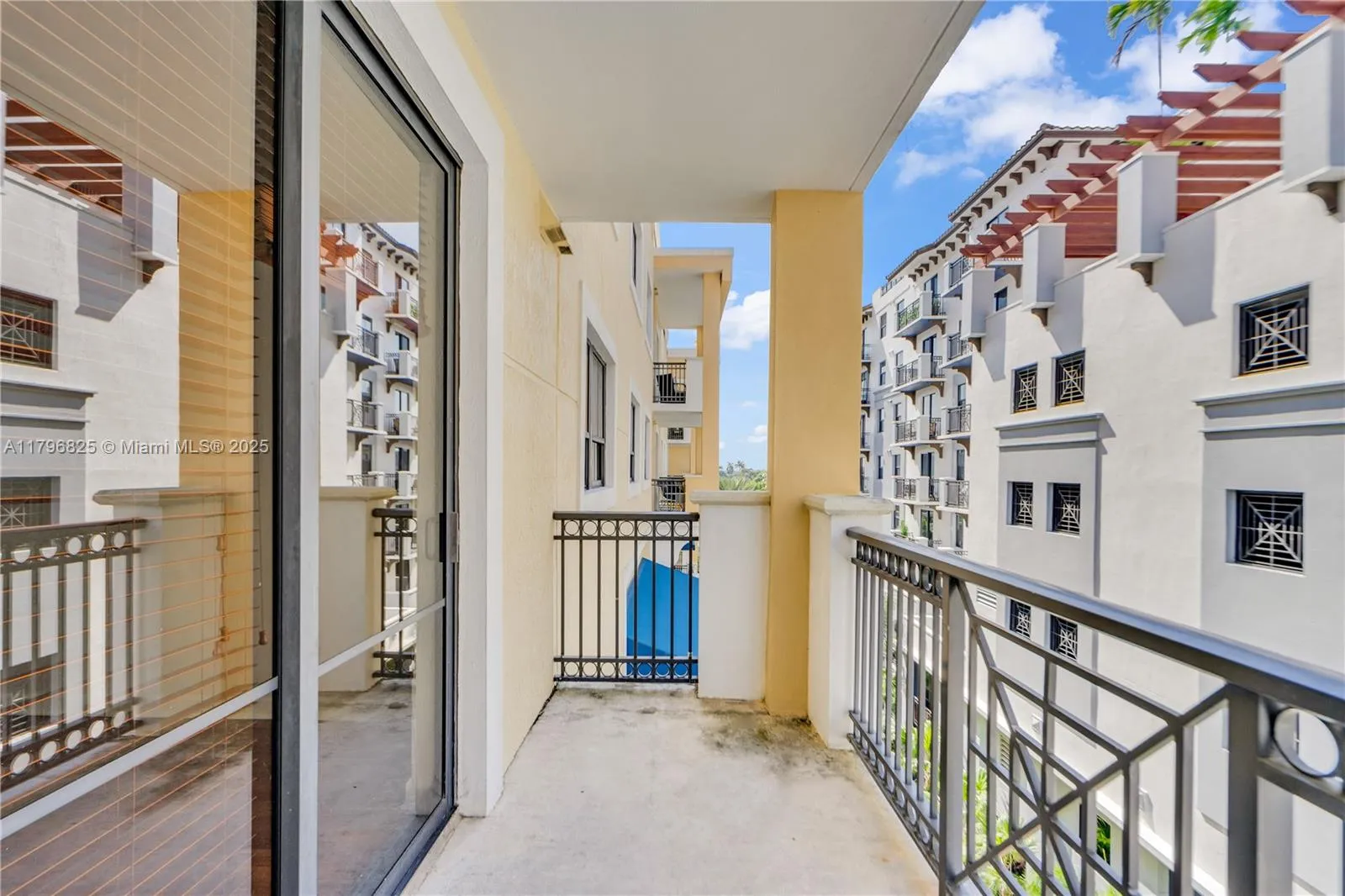 8395 Sw 73rd Ave 425, Miami, Florida 33143, Miami, Florida 33143, 2 Bedrooms Bedrooms, ,2 BathroomsBathrooms,Residential,For Sale,8395 Sw 73rd Ave 425, Miami, Florida 33143,A11796825