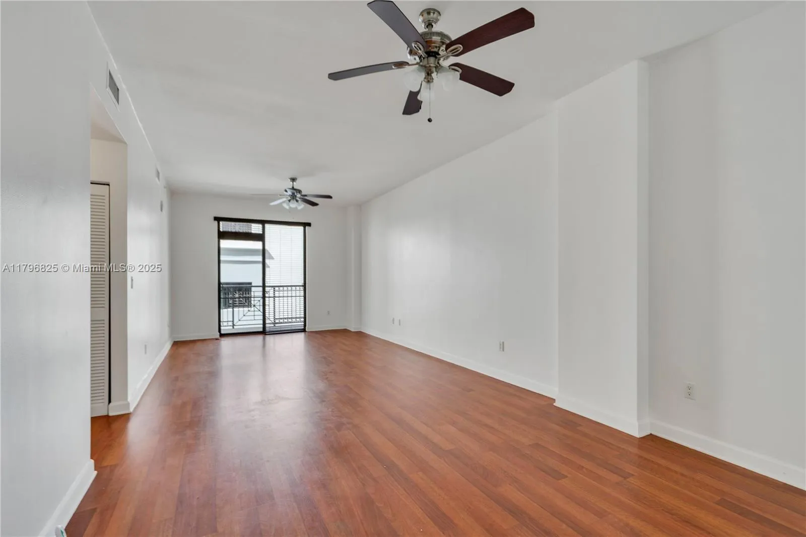 8395 Sw 73rd Ave 425, Miami, Florida 33143, Miami, Florida 33143, 2 Bedrooms Bedrooms, ,2 BathroomsBathrooms,Residential,For Sale,8395 Sw 73rd Ave 425, Miami, Florida 33143,A11796825